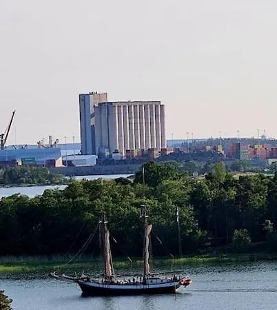 Meren Rannalla Viihtyisae Asunto. Rauma