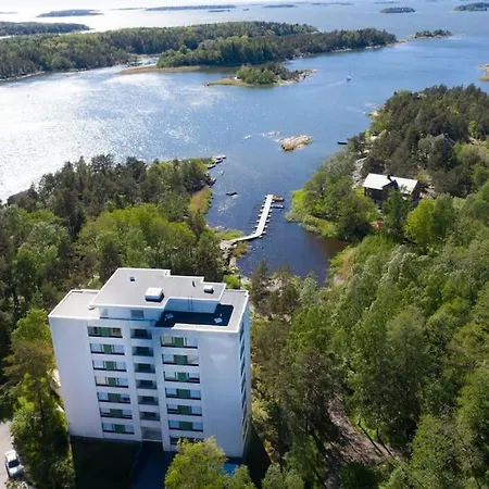 Meren Rannalla Viihtyisae Asunto. *